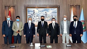 ATALAY, ARSLAN VE KILIÇ, BAKANLA TARIMI GÖRÜŞTÜLER