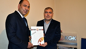 CİHAN ÇOBAN, POLİTİK MERKEZ PARTİSİ'Nİ KURUYOR