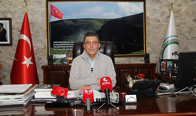 BAŞKAN DEMİR: "DÜNYA ŞAMPİYONU NAZ ARICI İLE GURUR DUYDUK"