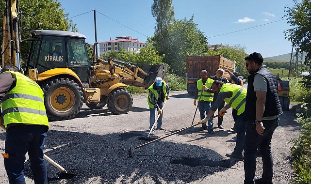 BELEDİYE MAHALLE ONARIM ÇALIŞMALARINA BAŞLADI