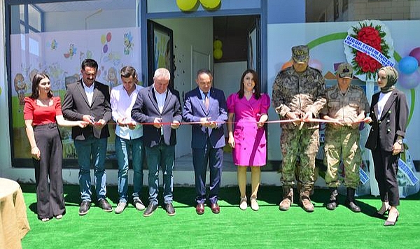 Vali Öner, Özel Gelişim Gündüz Bakım Evi'nin açılışına katıldı