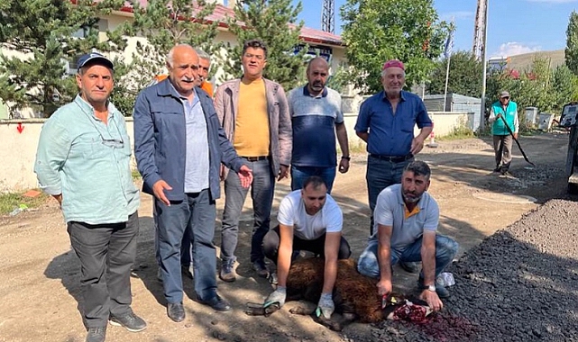 Çıldır’da asfalt çalışması dualarla başladı