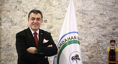 Başkan Demir; "Huzurla geçireceğimiz bir bayram diliyorum"