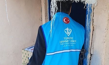 Çıldır Müftülüğü'nden İhtiyaç Sahiplerine "İyilik Paketi"