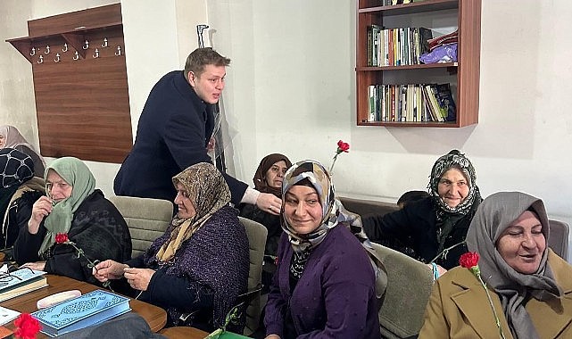Kaymakam Meram, kadın kursiyerlerle bir araya geldi