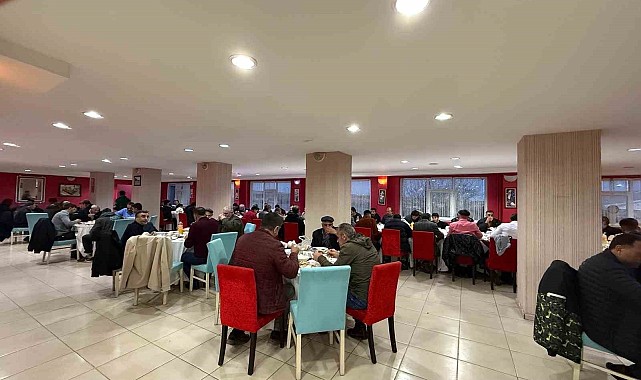 Sarıkamış'ta AK Parti Teşkilatı İftar Programında Buluştu