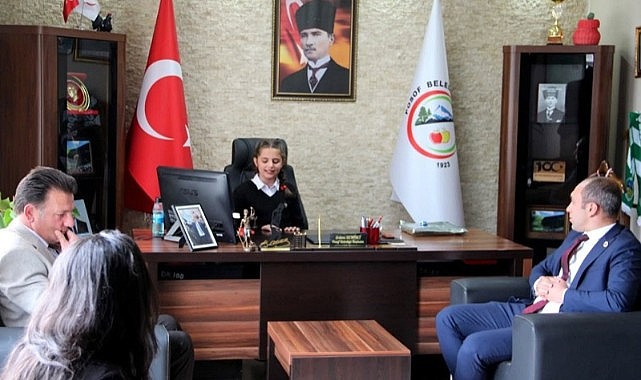 Başkan Demirci koltuğu asıl sahibine bıraktı