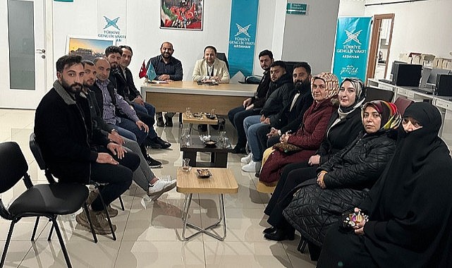 Vekil Koç, TÜGVA’yı ziyaret etti