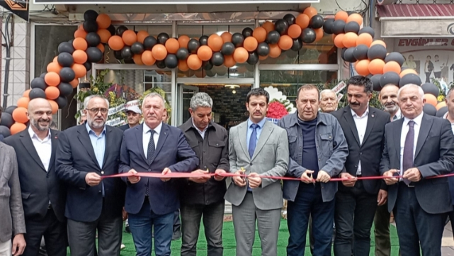 Ardahan’da “Atabek Köfte Dünyası” hizmete açıldı