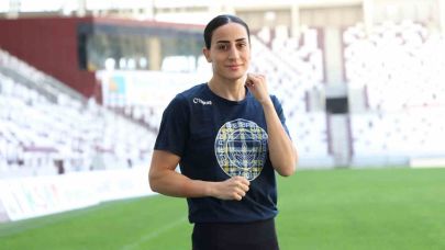 Milli boksör Gizem Özer, Dünya Boks Şampiyonası için hazırlıklarını sürdürüyor