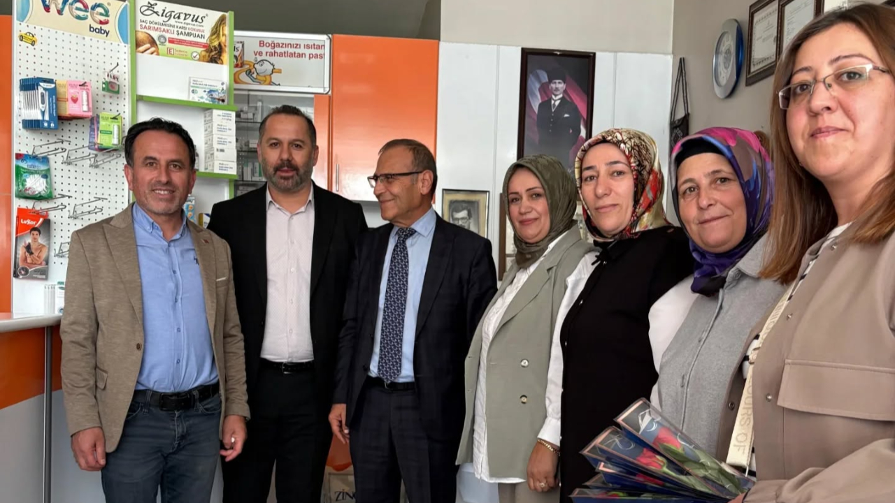 Başkan Aydın, eczacıların gününü kutladı