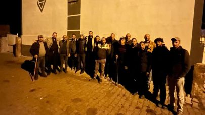 Aday Sarıkaya, köy köy geziyor