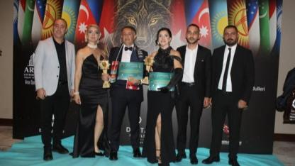 Ardahan Vakfı'na Türk Dünyası'ndan çifte ödül