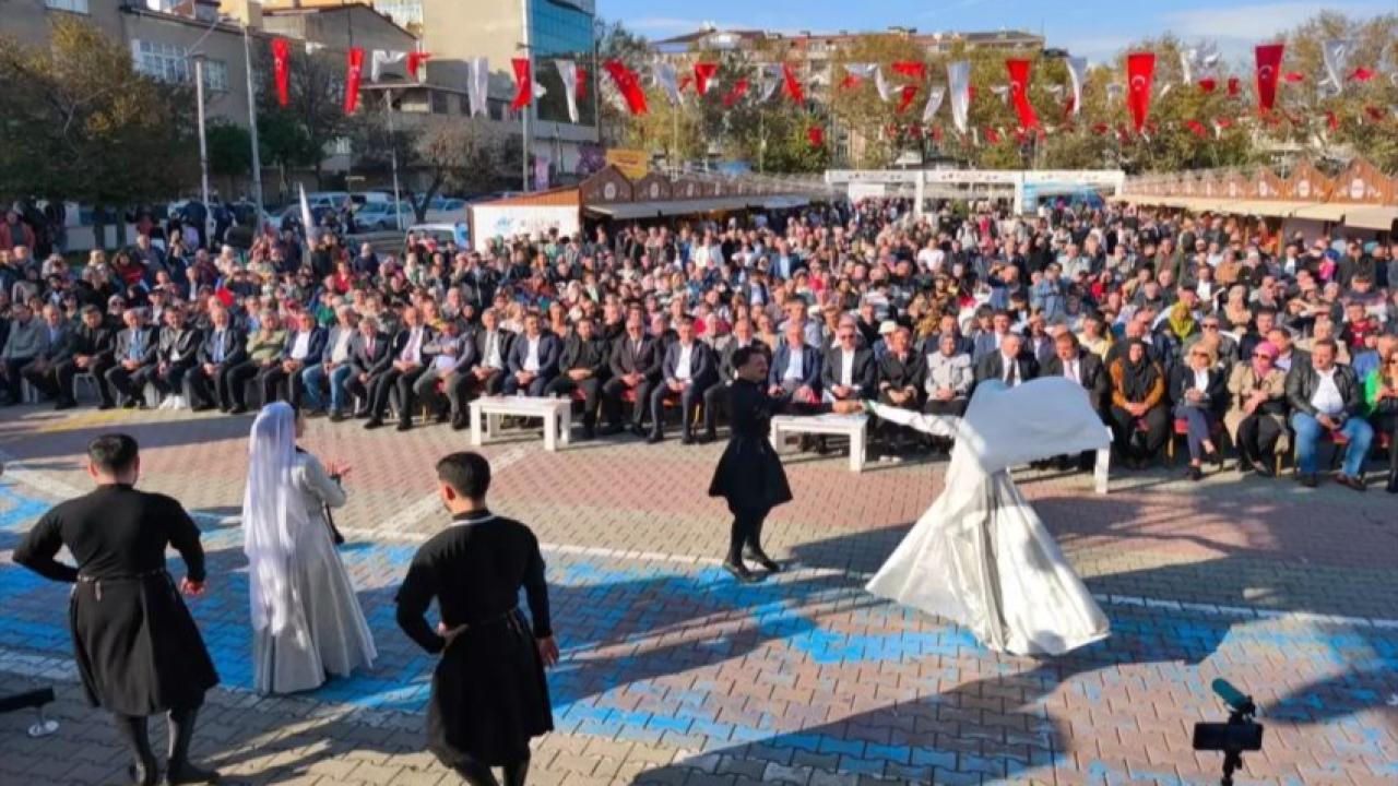 Sultangazi'de 6. Ardahan Festivali coşkusu
