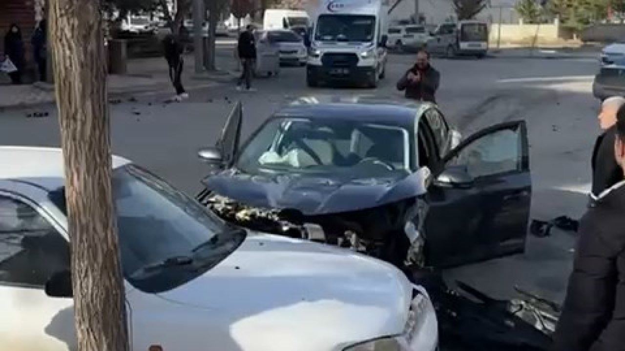 Elazığ’da zincirleme trafik kazası: 1 yaralı