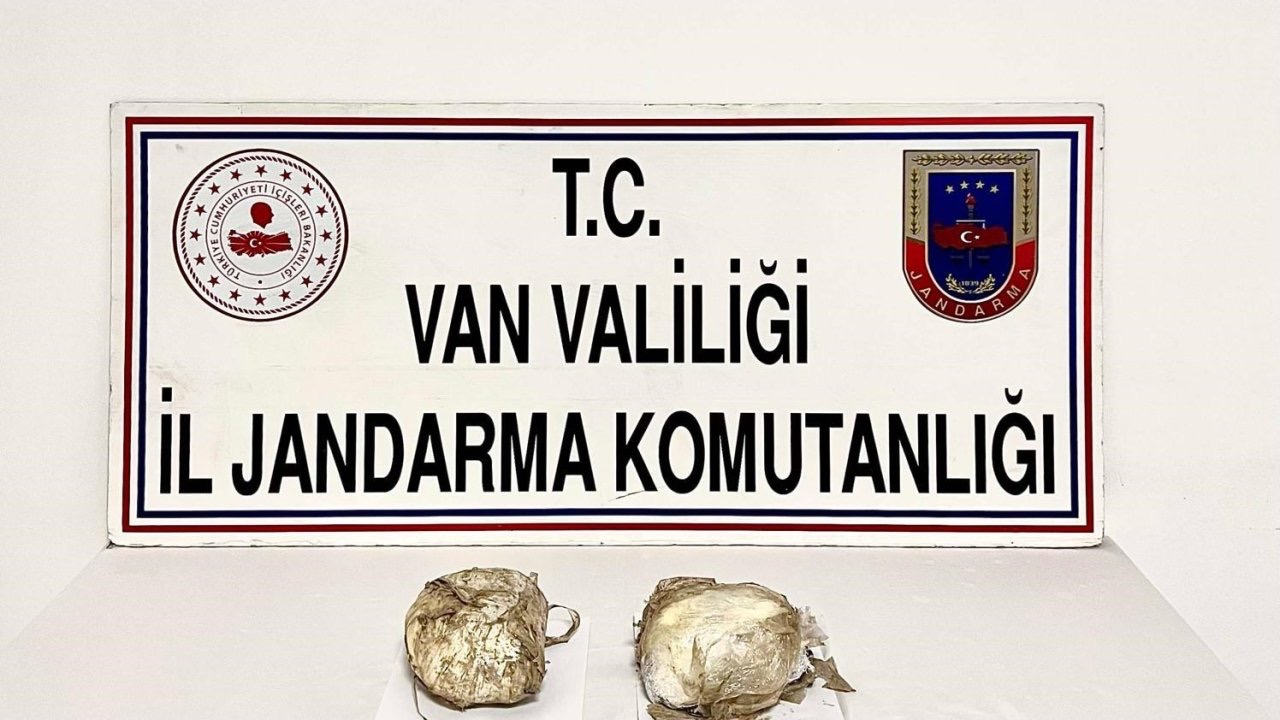 Özalp’te 4 kilo 270 gram afyon sakızı ele geçirildi
