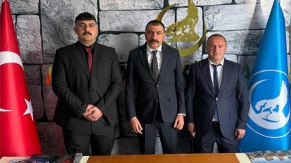 Ardahan’da Bayrak Değişimi