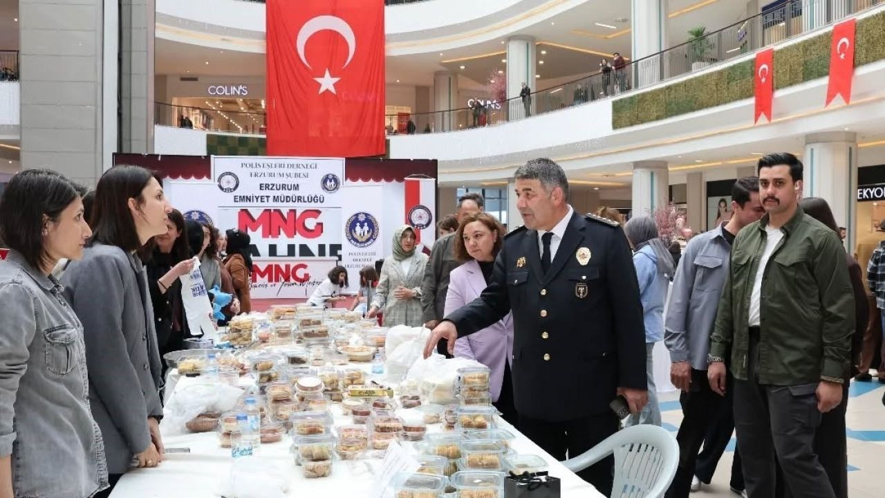 Erzurum’da emniyet mensuplarının eşlerinden hayır çarşısı