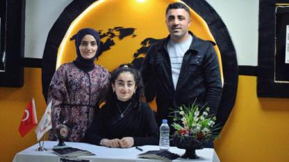 Göle’nin Genç Yazarı Esmanur Güner İlk Kitabını Çıkardı
