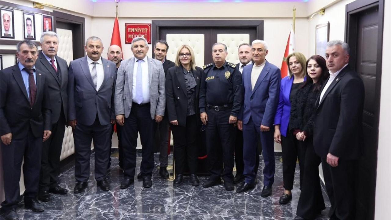 MHP’den Emniyet’e Nezaket Ziyareti
