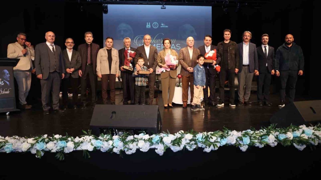 Mükerren Kemertaş’a memleketi Erzurum’da vefa gecesi