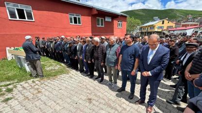25 yaşındaki Taner Gündüzhan son yolculuğuna uğurlandı