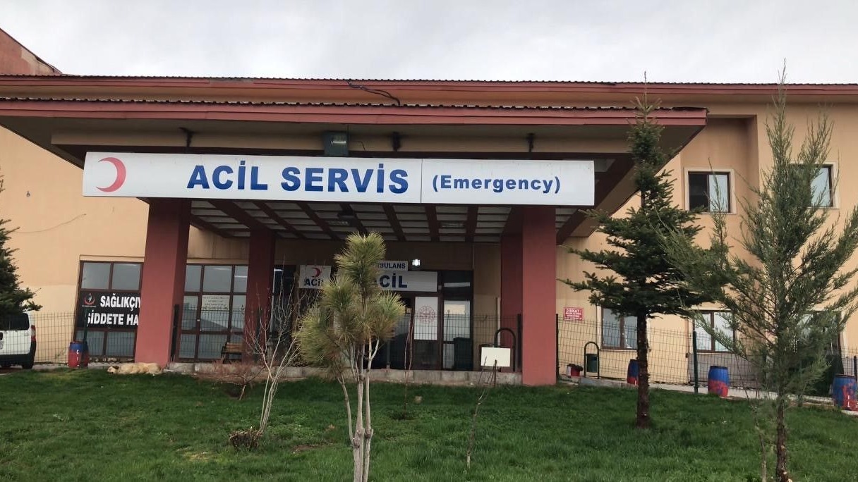 Ağrı’da yardım istediği sürücüyü vurup, aracını gasp etti