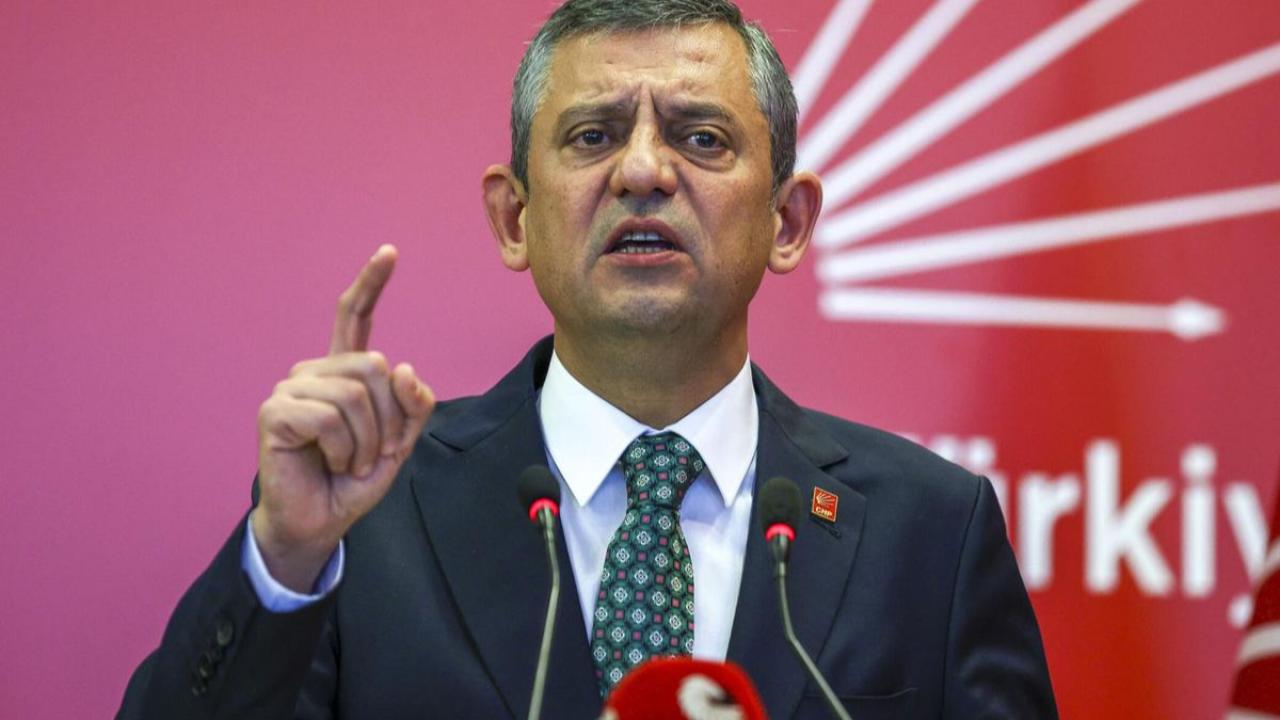 Ankara kulisleri hareketli! Özgür Özel’in yeni partisinin adı belli oldu