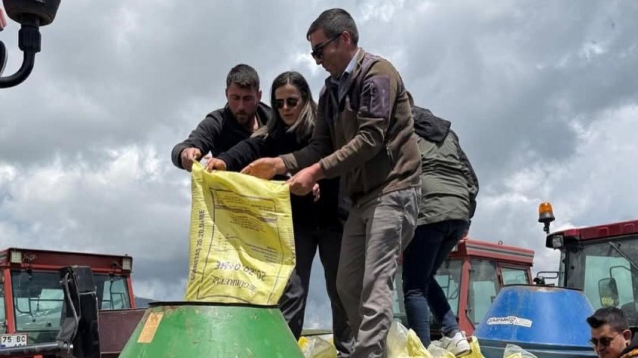 Ardahan Tarımından Meralara Gübre Dopingi
