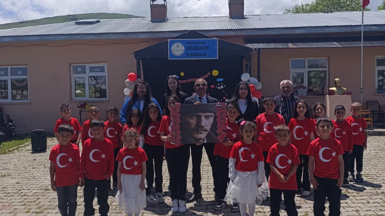 Gölebakan İlkokulu'nda Yıl Sonu Şenliği coşkusu