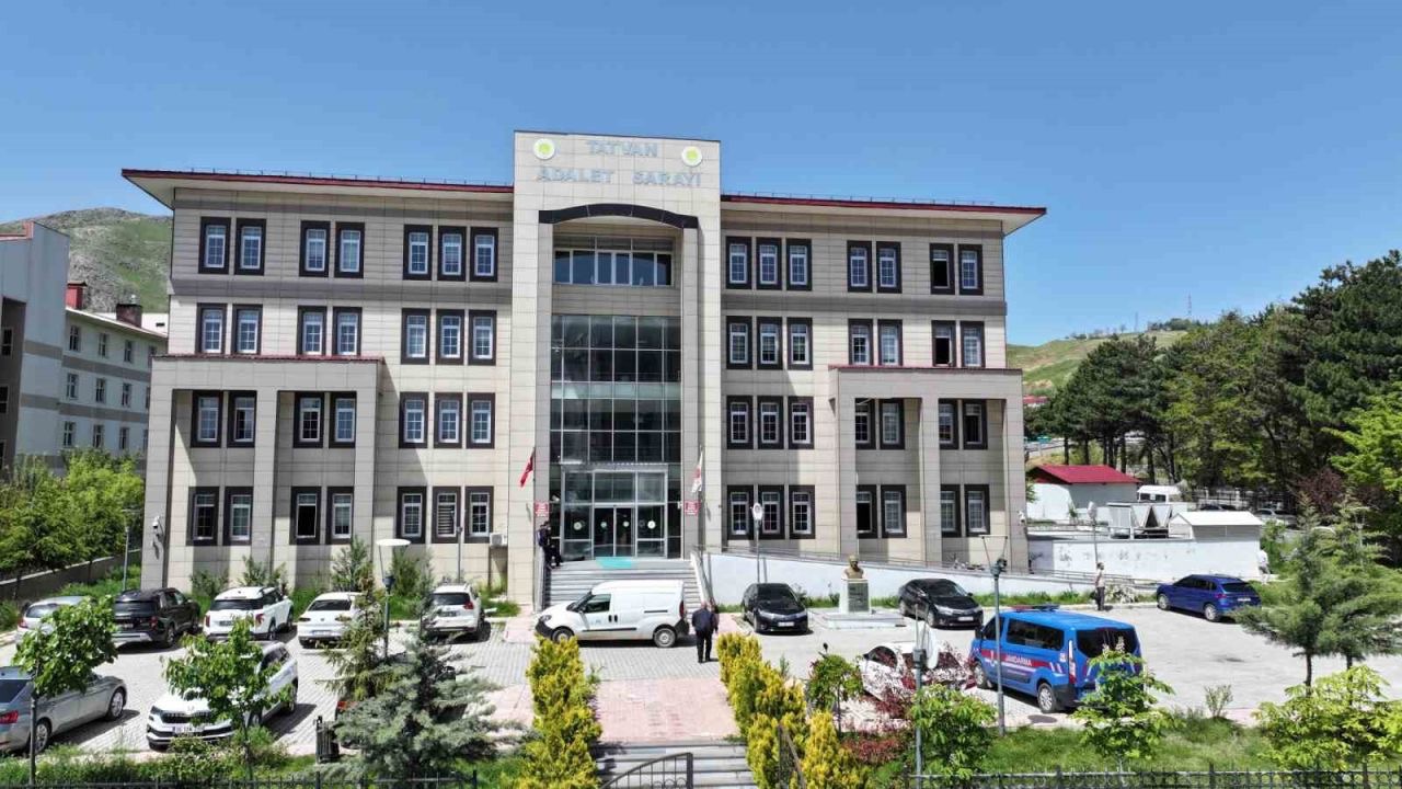Tatvan merkezli uyuşturucu operasyonunda 13 tutuklama