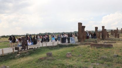 Selçuklu Meydan Mezarlığı’nda yaz yoğunluğu başladı