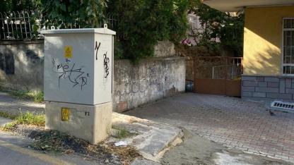 Aras Edaş’ın Kaldırım İşgaline Esnaf Tepkisi