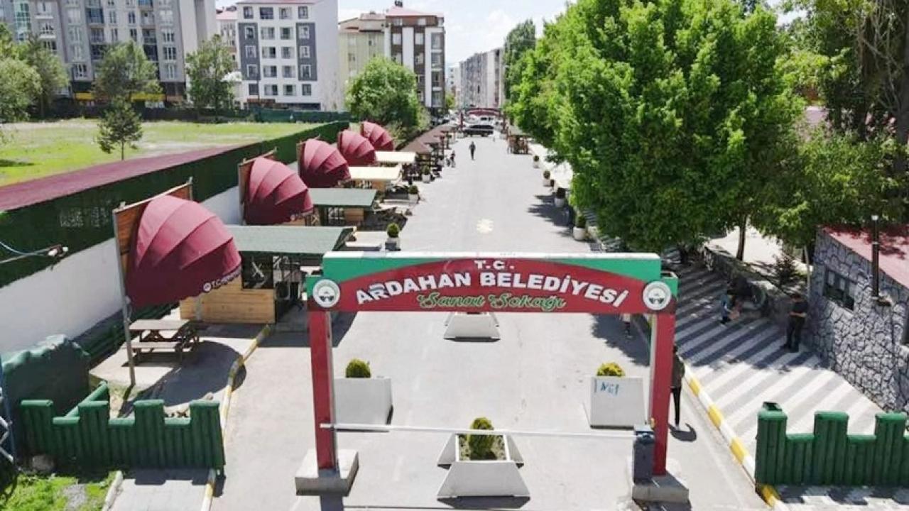 Belediye Sanat Sokağını Kameralı Takibe Aldı