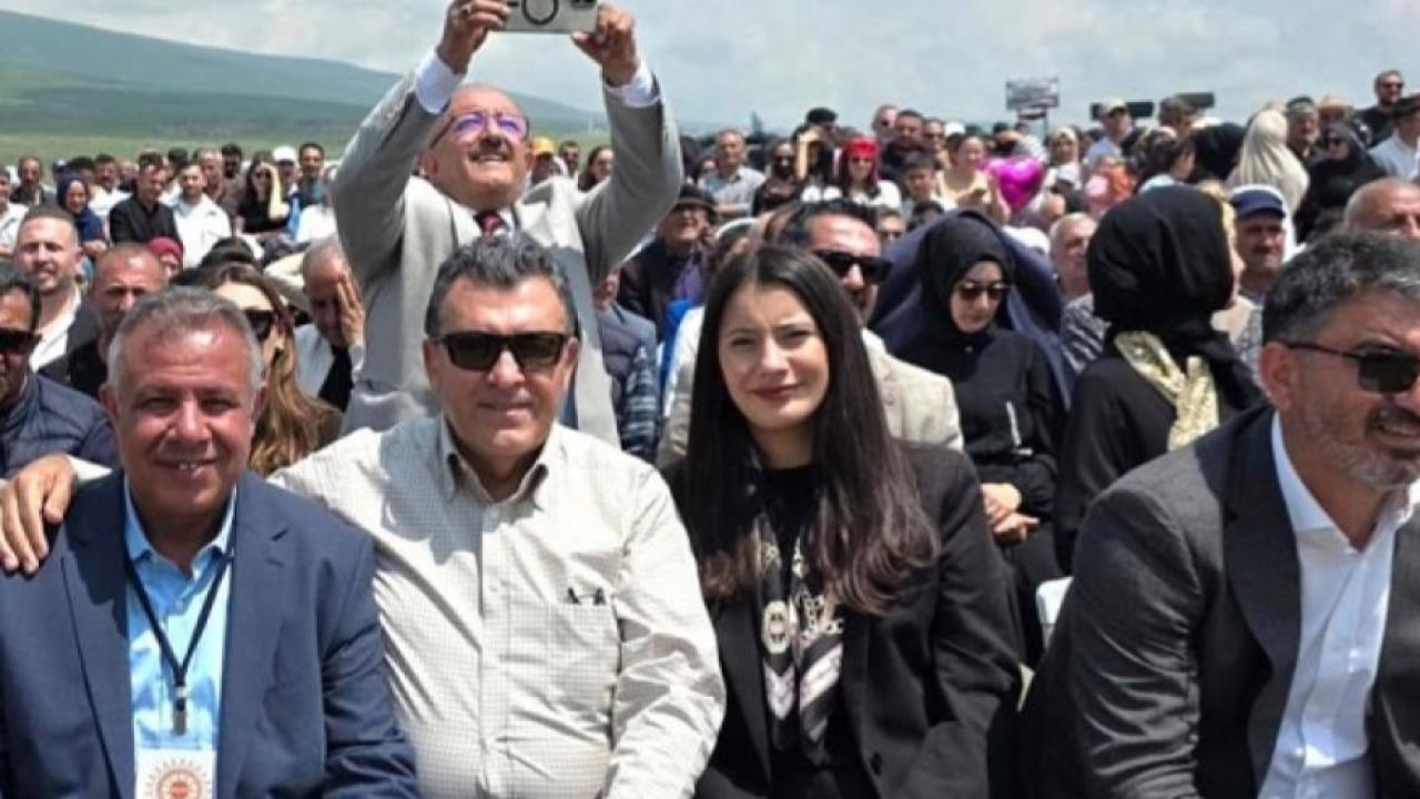 Hoçvan’da Başkan Demir’e Yoğun İlgi!